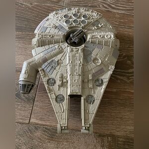 Star Wars millennium falcon toy circa 1995